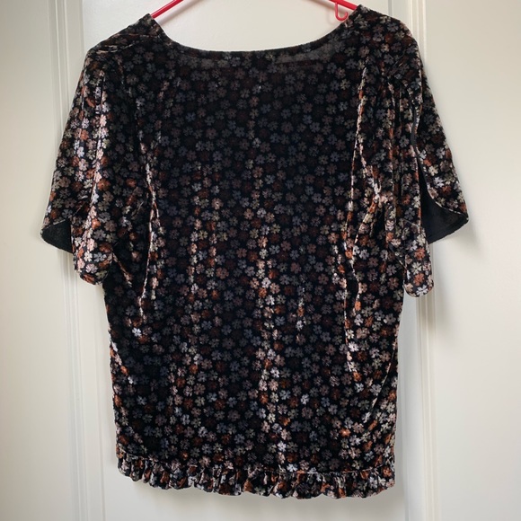 Last Chance - Madewell | Velvet Tulip Ruffle Top in Petite Blooms - Picture 9 of 11